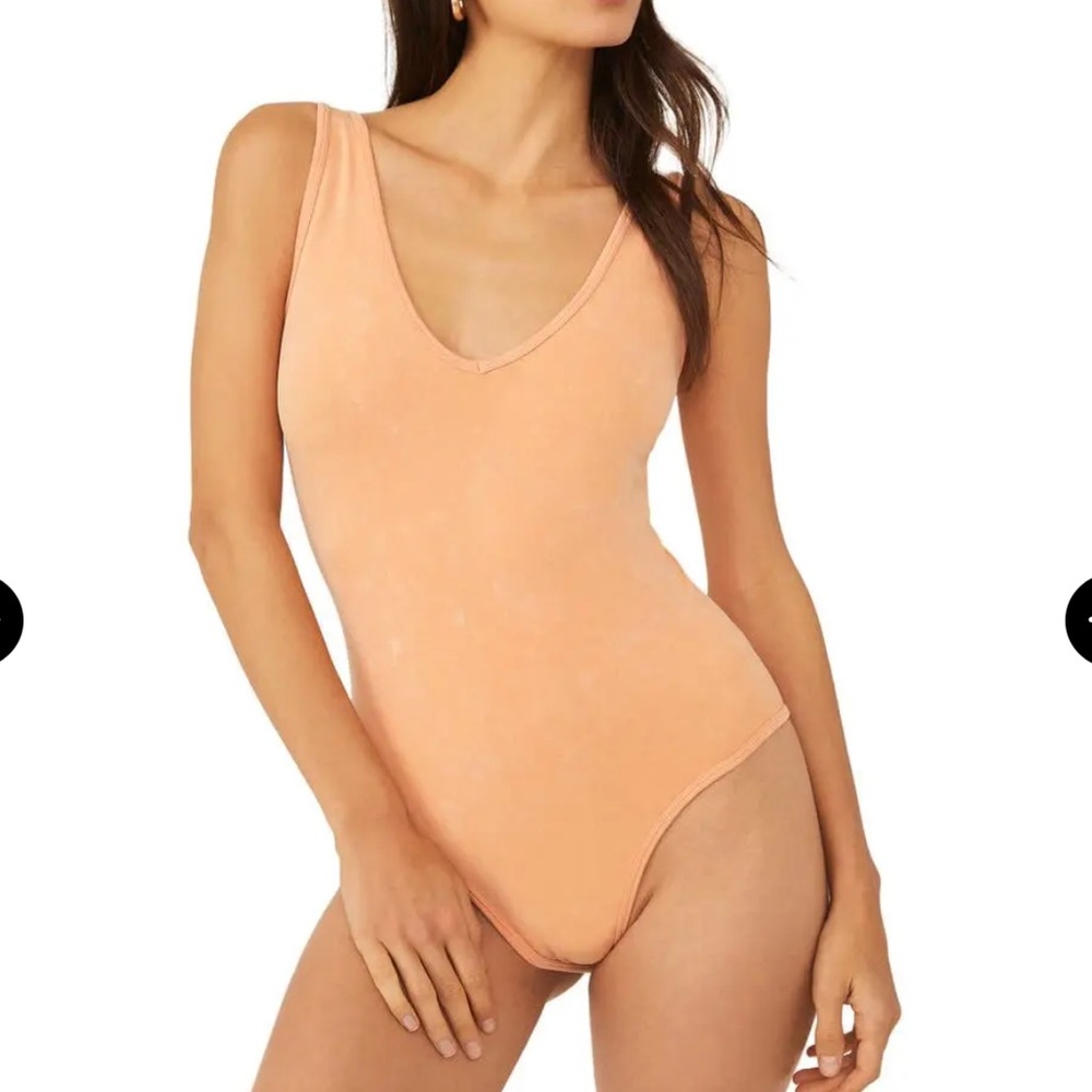 NWT Intimately Free People Seamless Tank Bodysuit Size M/L Washed Orange